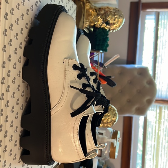 Zara Shoes - Picture 6 of 9